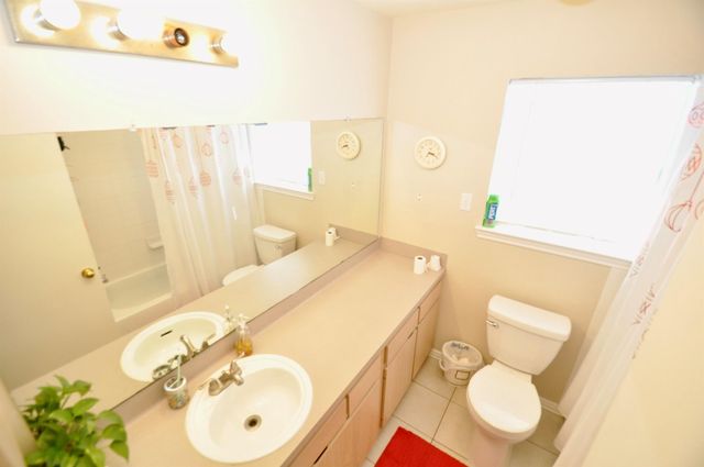 3239 Beran Drive, Houston, TX 77045