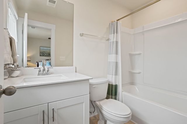 738 Burghley Circle, Greer, SC 29651