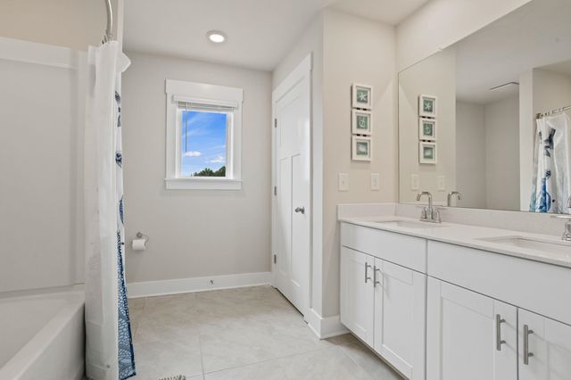 738 Burghley Circle, Greer, SC 29651