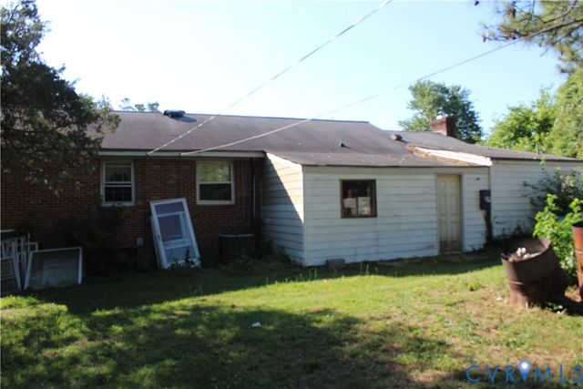 7251 Stonewall Dr, Mechanicsville, VA 23111