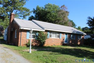 7251 Stonewall Dr, Mechanicsville, VA 23111