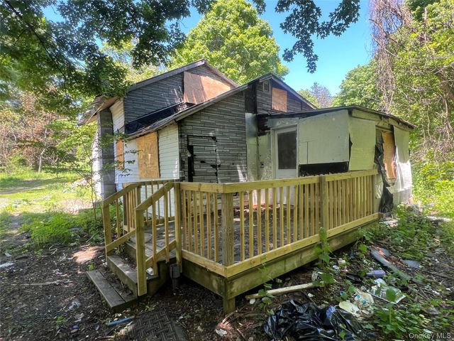 12 Neighborly Lane, Dover Plains, NY 12522