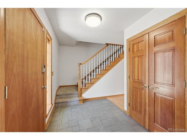 2688 S Macon Ct, Aurora, CO 80014
