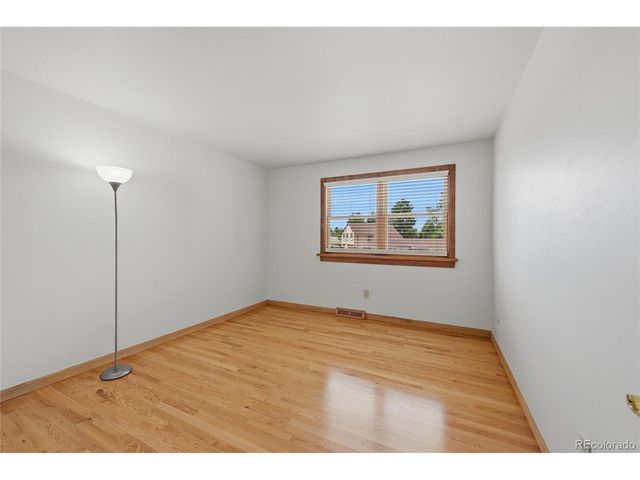 2688 S Macon Ct, Aurora, CO 80014