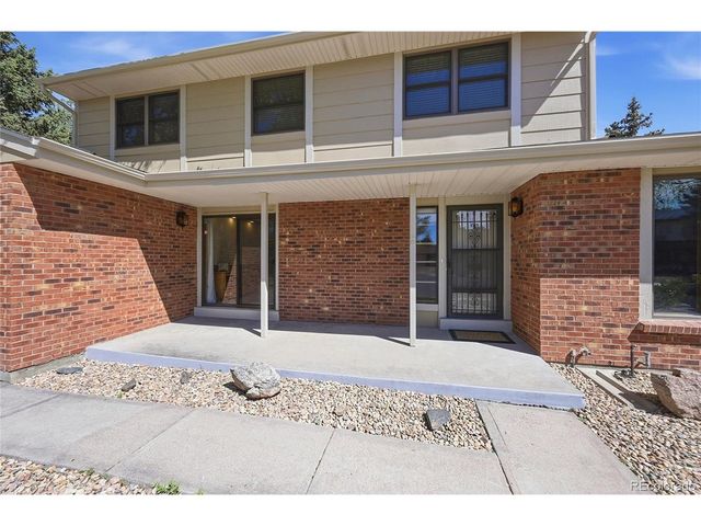 2688 S Macon Ct, Aurora, CO 80014