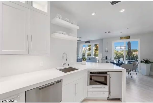 365 5th AVE S 307, Naples, FL 34102