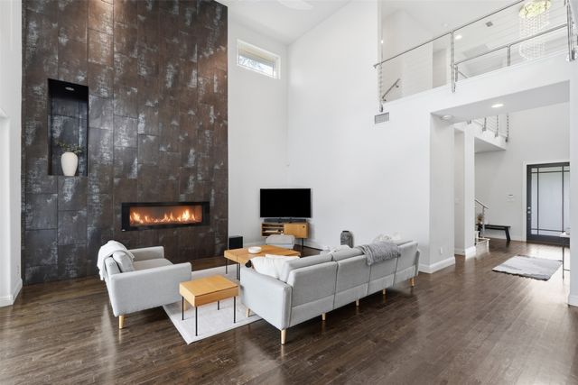 6010 Belmont Avenue, Dallas, TX 75206