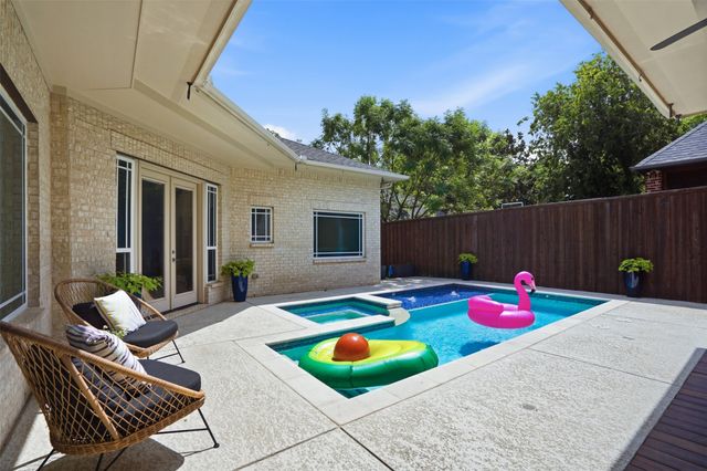 6010 Belmont Avenue, Dallas, TX 75206