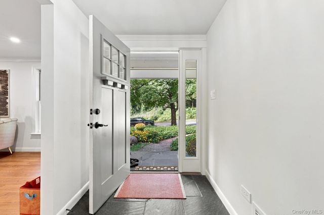 4 Douglas Drive, Katonah, NY 10536