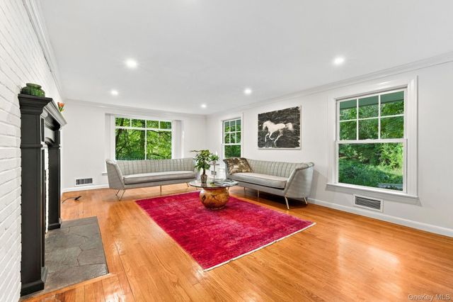 4 Douglas Drive, Katonah, NY 10536