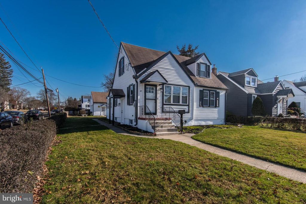 17 RHODE ISLAND AVE, Cherry Hill, NJ 08002