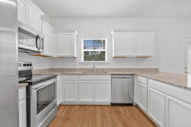 2132 Preserve Cir, Antioch, TN 37013