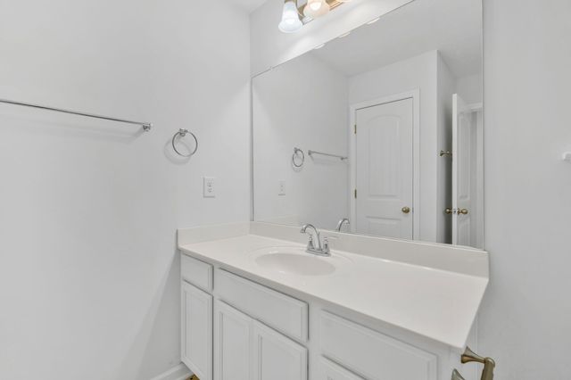 2132 Preserve Cir, Antioch, TN 37013