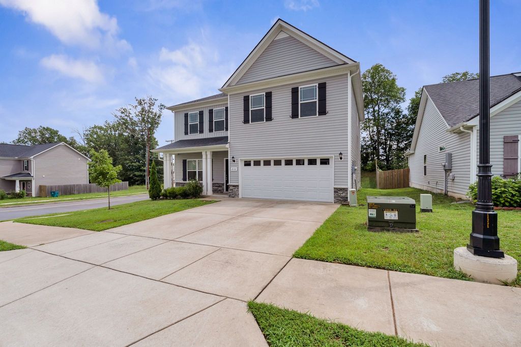 2132 Preserve Cir, Antioch, TN 37013