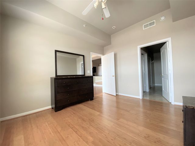 3225 Turtle Creek Boulevard 924, Dallas, TX 75219