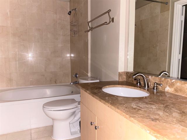 3225 Turtle Creek Boulevard 924, Dallas, TX 75219