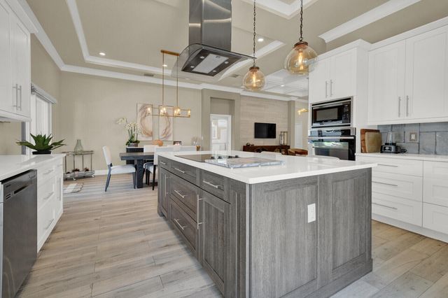 875 SE 13th Avenue, Deerfield Beach, FL 33441