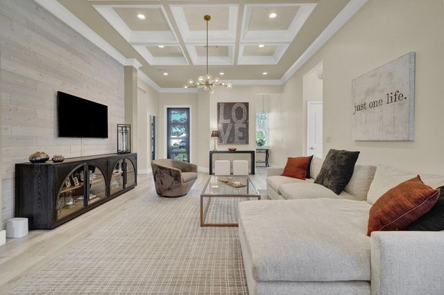 875 SE 13th Avenue, Deerfield Beach, FL 33441