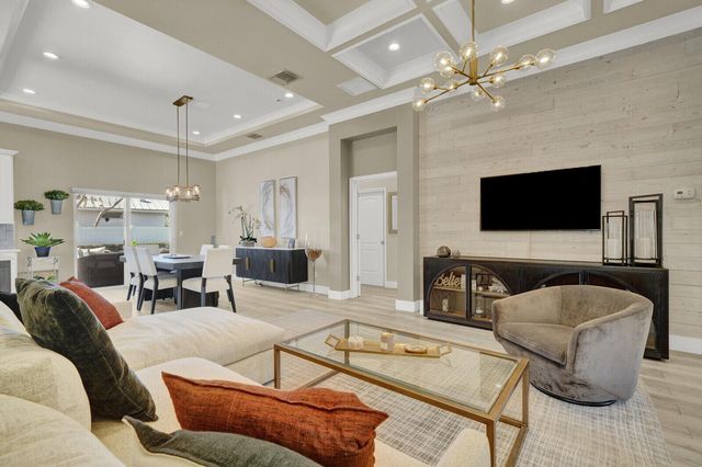 875 SE 13th Avenue, Deerfield Beach, FL 33441