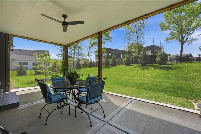 13 Tahoma Ridge, Lake Winnebago, MO 64034