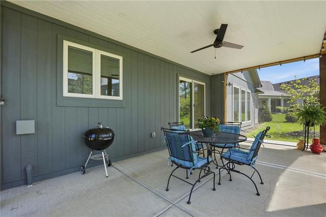 13 Tahoma Ridge, Lake Winnebago, MO 64034