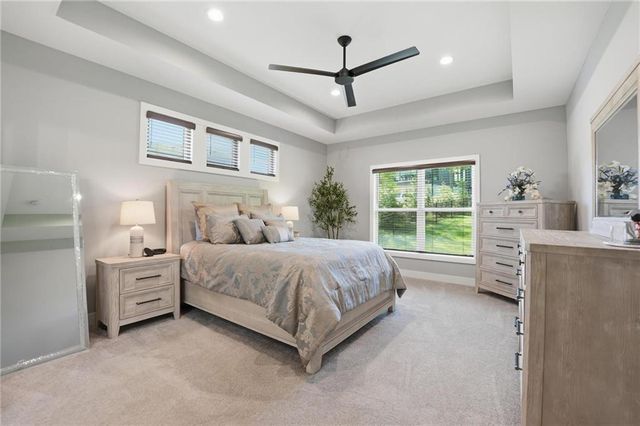 13 Tahoma Ridge, Lake Winnebago, MO 64034