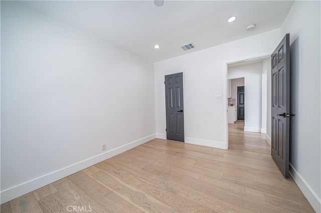 5143 Newcastle, Encino, CA 91316
