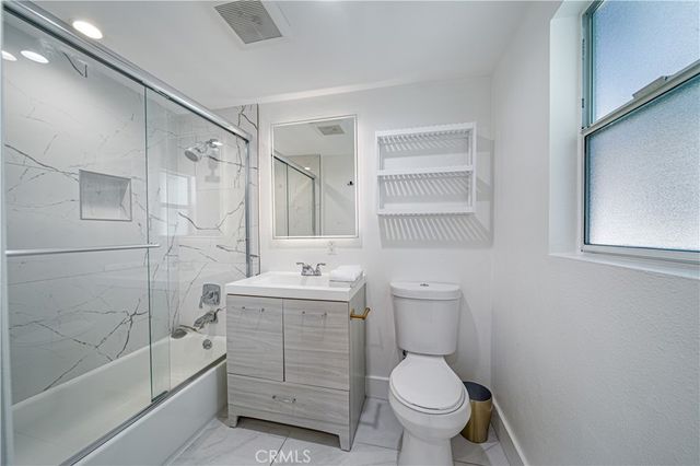 5143 Newcastle, Encino, CA 91316