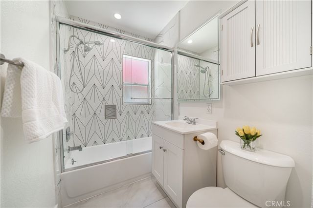 5143 Newcastle, Encino, CA 91316