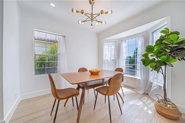 5143 Newcastle, Encino, CA 91316