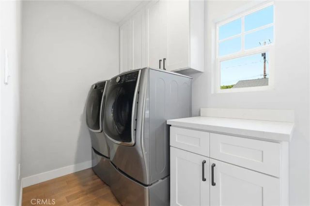 2311 W Clark Avenue, Burbank, CA 91506