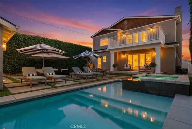 2311 W Clark Avenue, Burbank, CA 91506