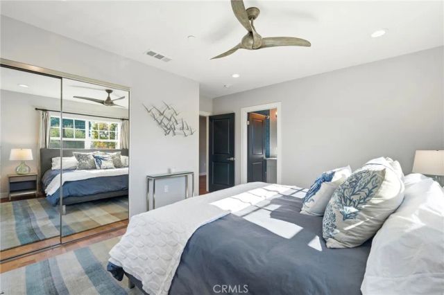 2311 W Clark Avenue, Burbank, CA 91506