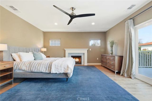 2311 W Clark Avenue, Burbank, CA 91506