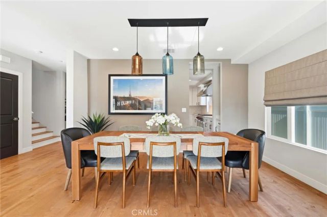 2311 W Clark Avenue, Burbank, CA 91506