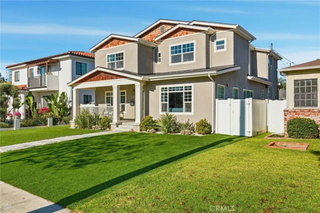 2311 W Clark Avenue, Burbank, CA 91506