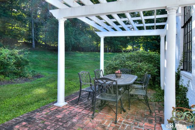 1170 Hillside Road, Fairfield, CT 06824