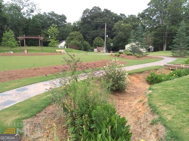 323 E COLLEGE Street, Griffin, GA 30224