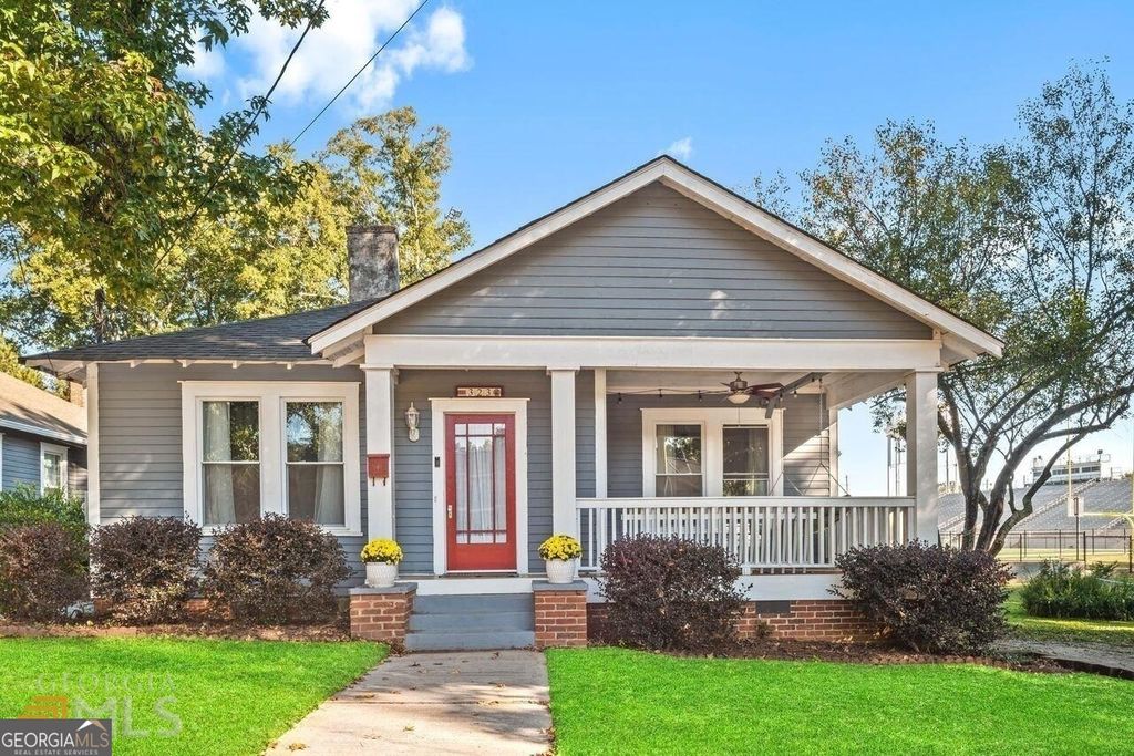 323 E COLLEGE Street, Griffin, GA 30224