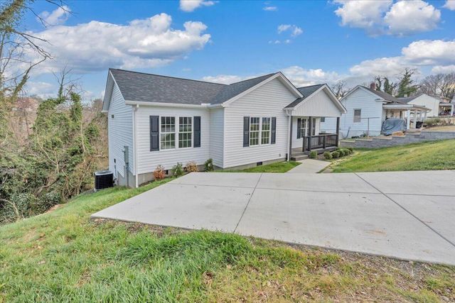 2315 Vale AVE, Roanoke, VA 24012