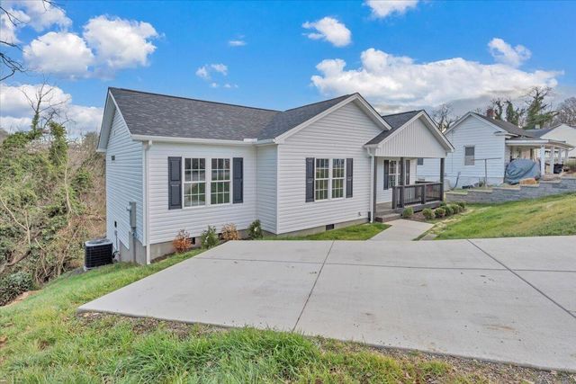 2315 Vale AVE, Roanoke, VA 24012