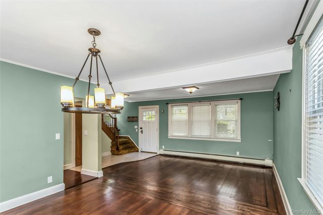 26 Harvard Avenue, Lynbrook, NY 11563