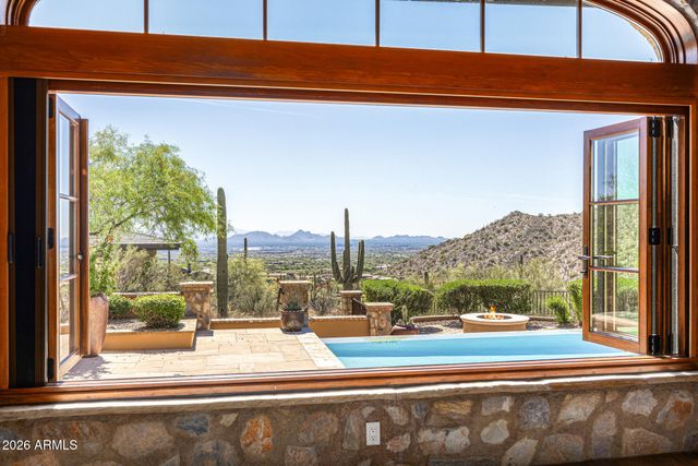 10935 E GRANDVIEW Way, Scottsdale, AZ 85255