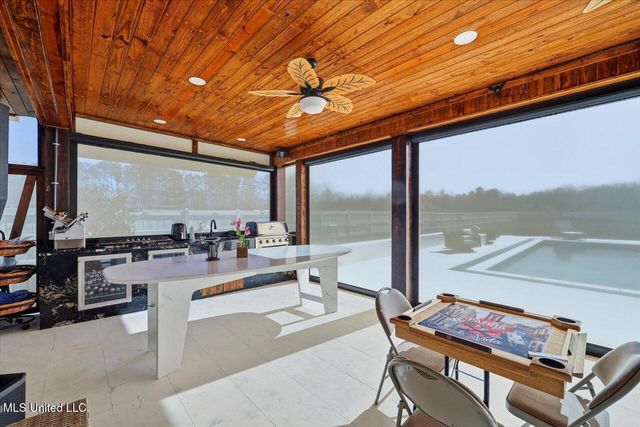 111 Pecan Ridge, Brandon, MS 39047