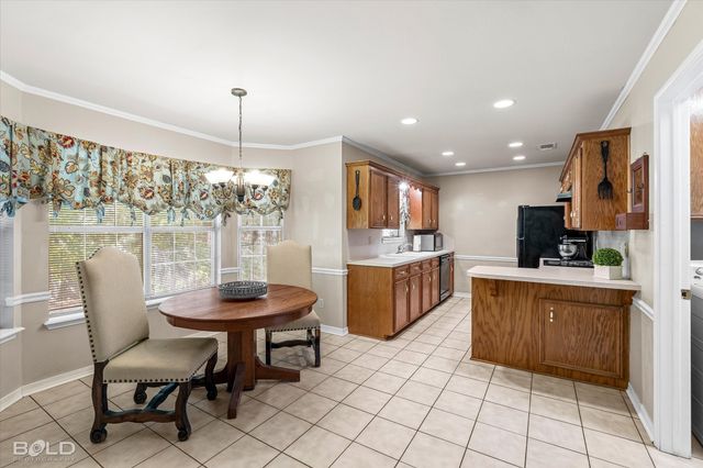 8503 Hollow Bluff Drive, Haughton, LA 71037