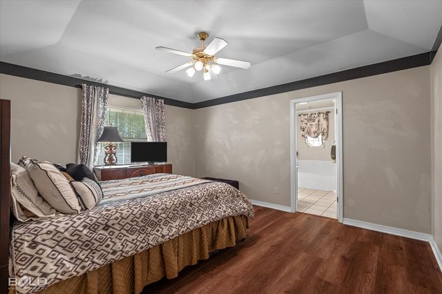 8503 Hollow Bluff Drive, Haughton, LA 71037