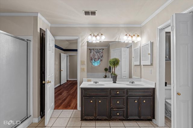 8503 Hollow Bluff Drive, Haughton, LA 71037