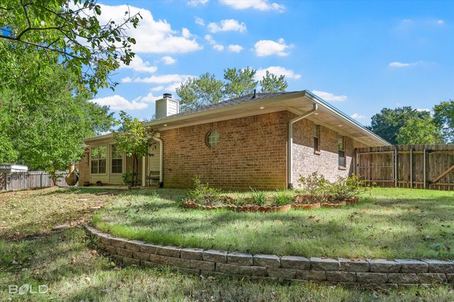 8503 Hollow Bluff Drive, Haughton, LA 71037