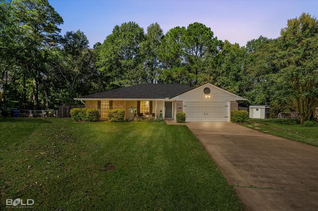 8503 Hollow Bluff Drive, Haughton, LA 71037