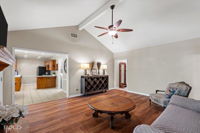 8503 Hollow Bluff Drive, Haughton, LA 71037